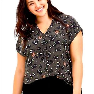 TORRID HER UNIVERSE STUDIO GHIBLI SPIRITED AWAY GEORGETTE DOLMAN BLOUSE